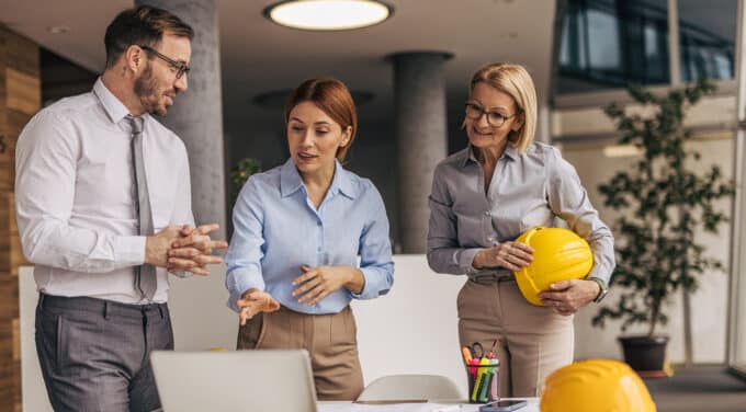 8 Tips for Developing and Maintaining a Strong Construction Backlog for Project Success